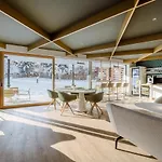 Crystls Lägenhetshotell 4*