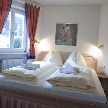 Crystls Apart-hotel 4*