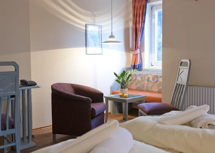 Crystls Apartmanhotel 4*