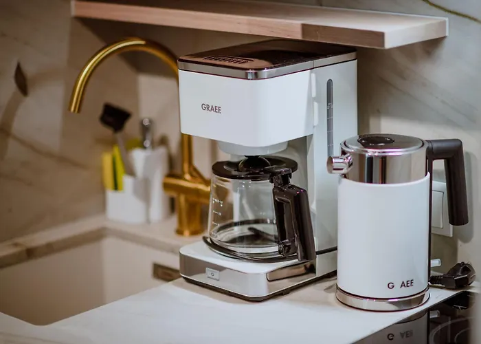 Crystls Apartmanhotel