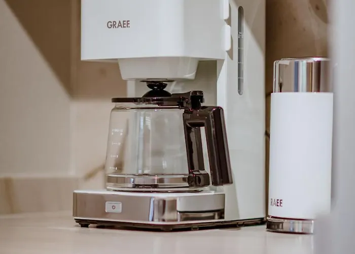 Crystls Apartmanhotel